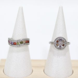 Dos anillos de plata