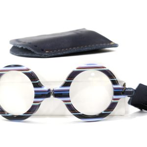 Gafas negras con rayas de colores
