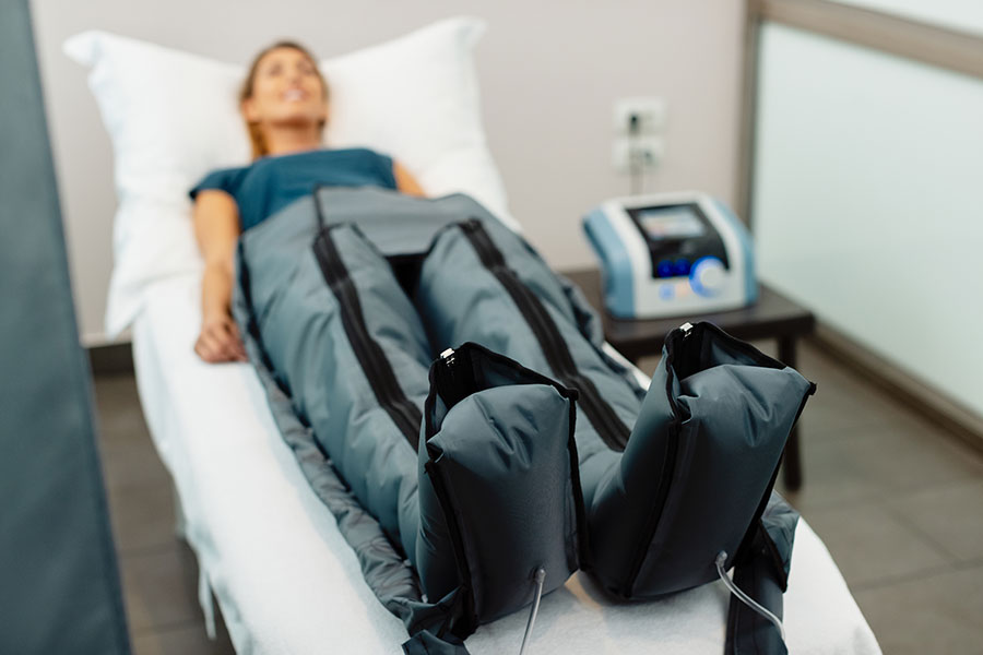 Sesión de presoterapia en Maristegui, centro de estética en Pozuelo de Alarcón
